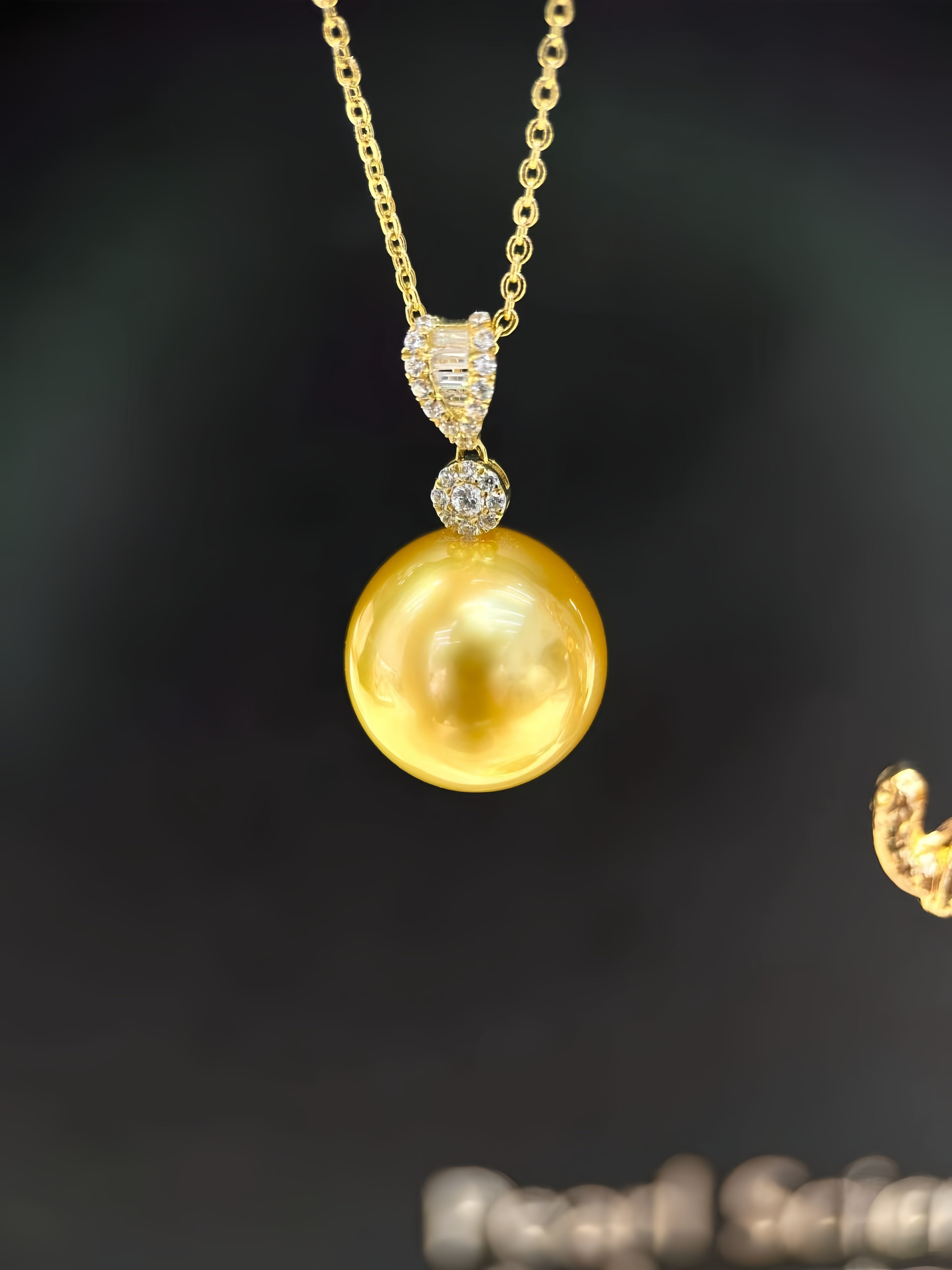 13-14mm South Sea Gold Pearl Pendant/18K Gold P.02