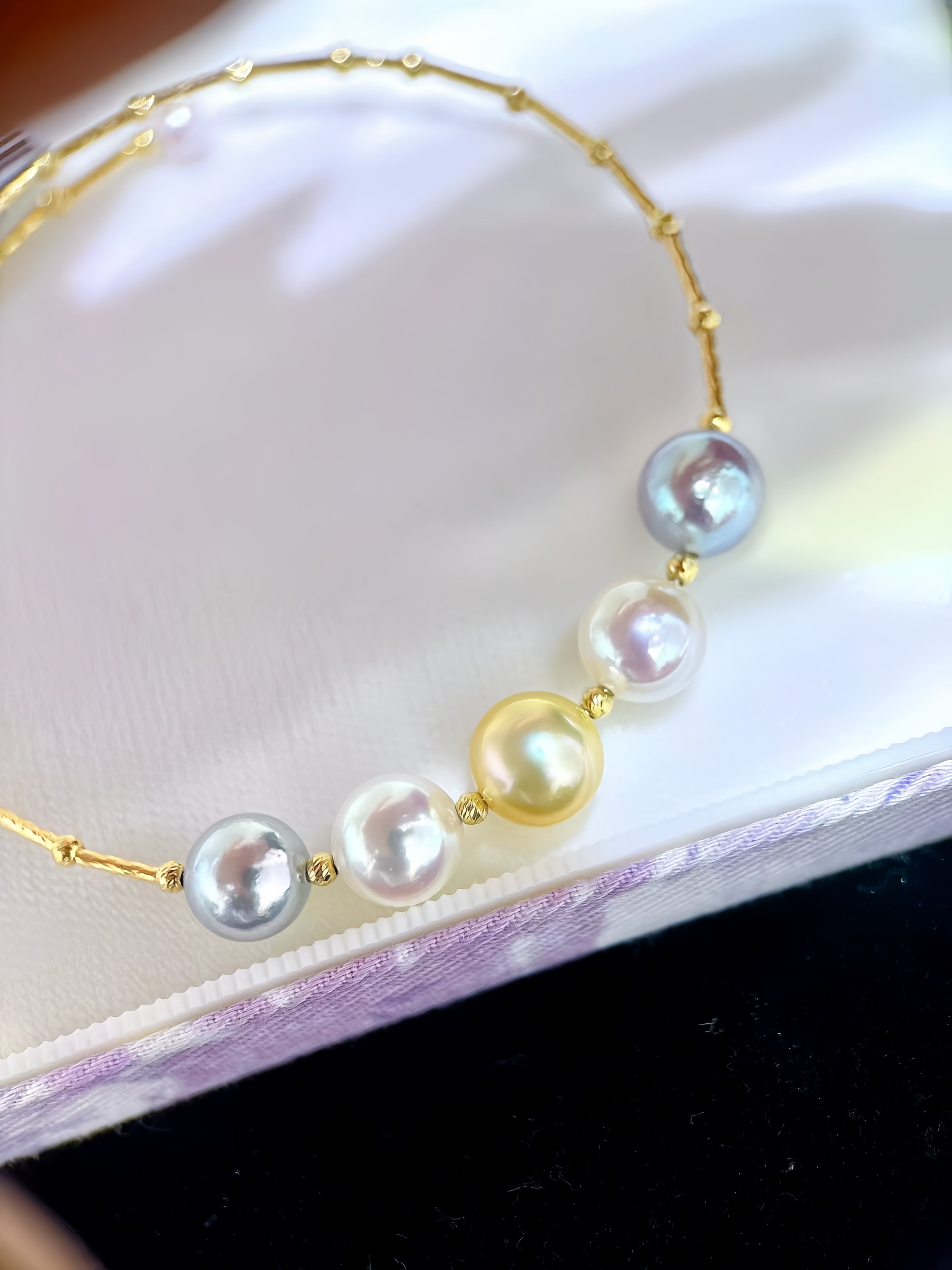 7mm Akoya&9mm South Sea Gold Pearl Bracelet/18K Gold B.01
