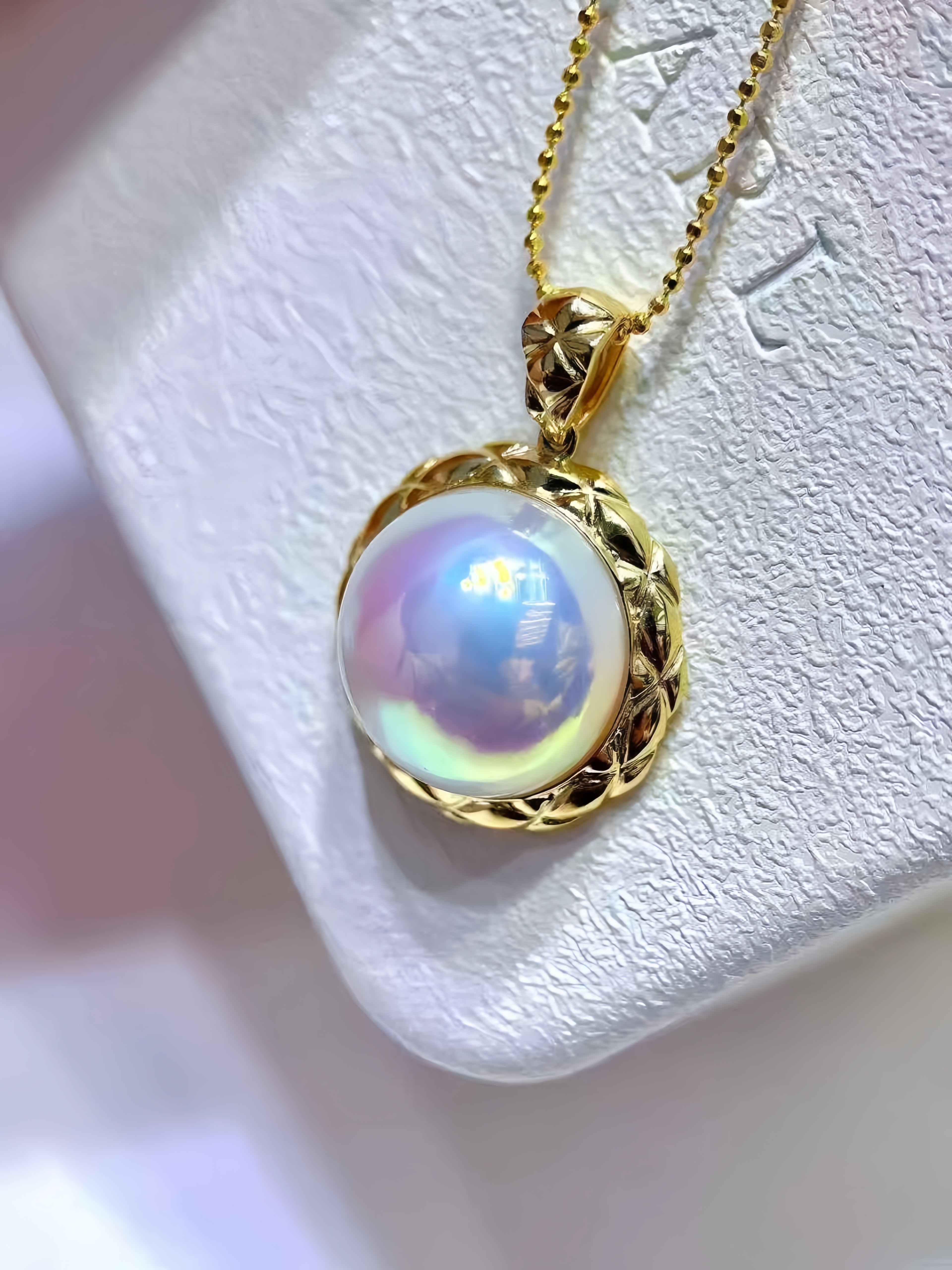 15-16mm Mabe Pearl Pendant/18K Gold P.01