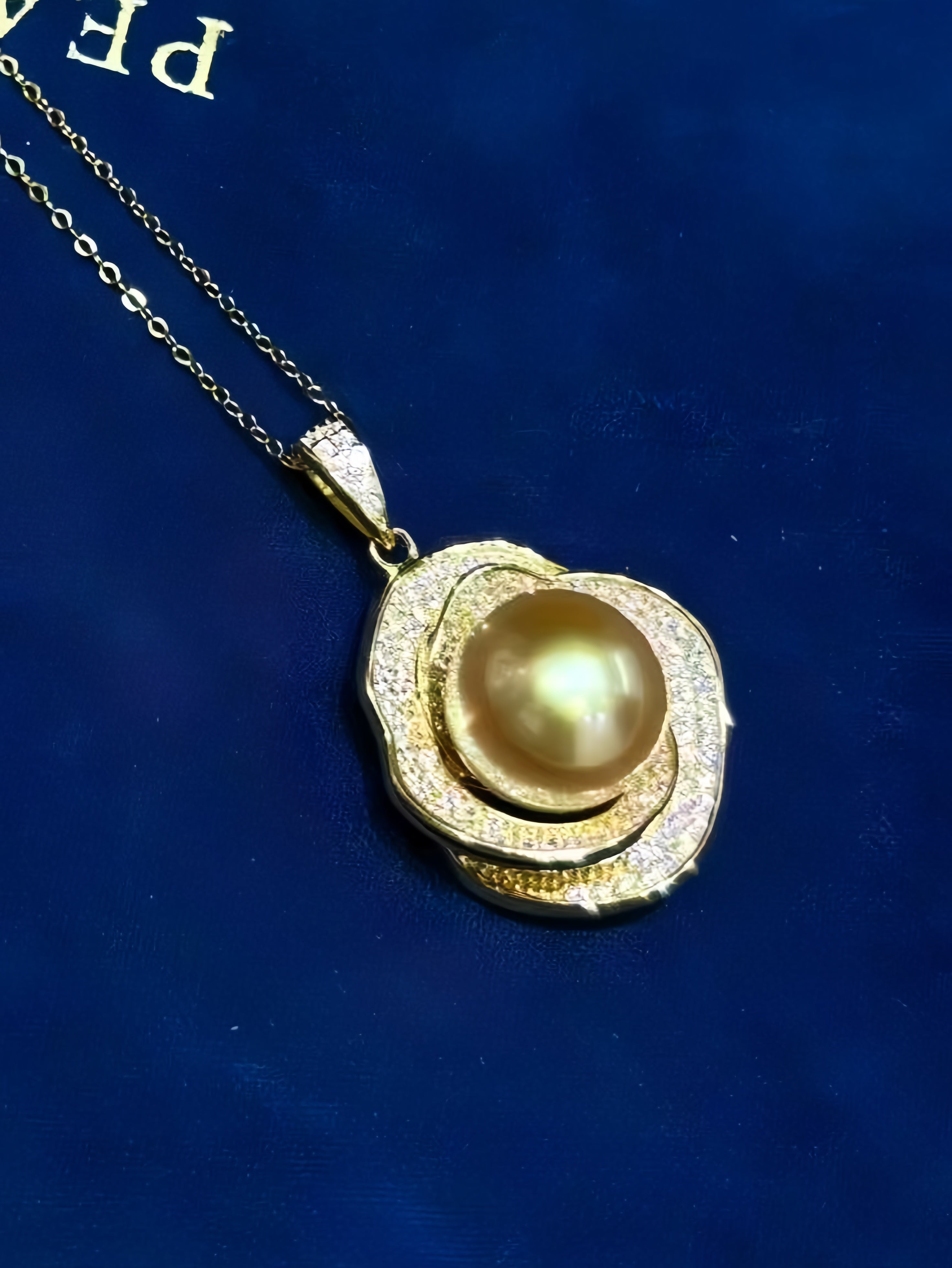 11-12mm South Sea Gold Pearl Pendant P.03