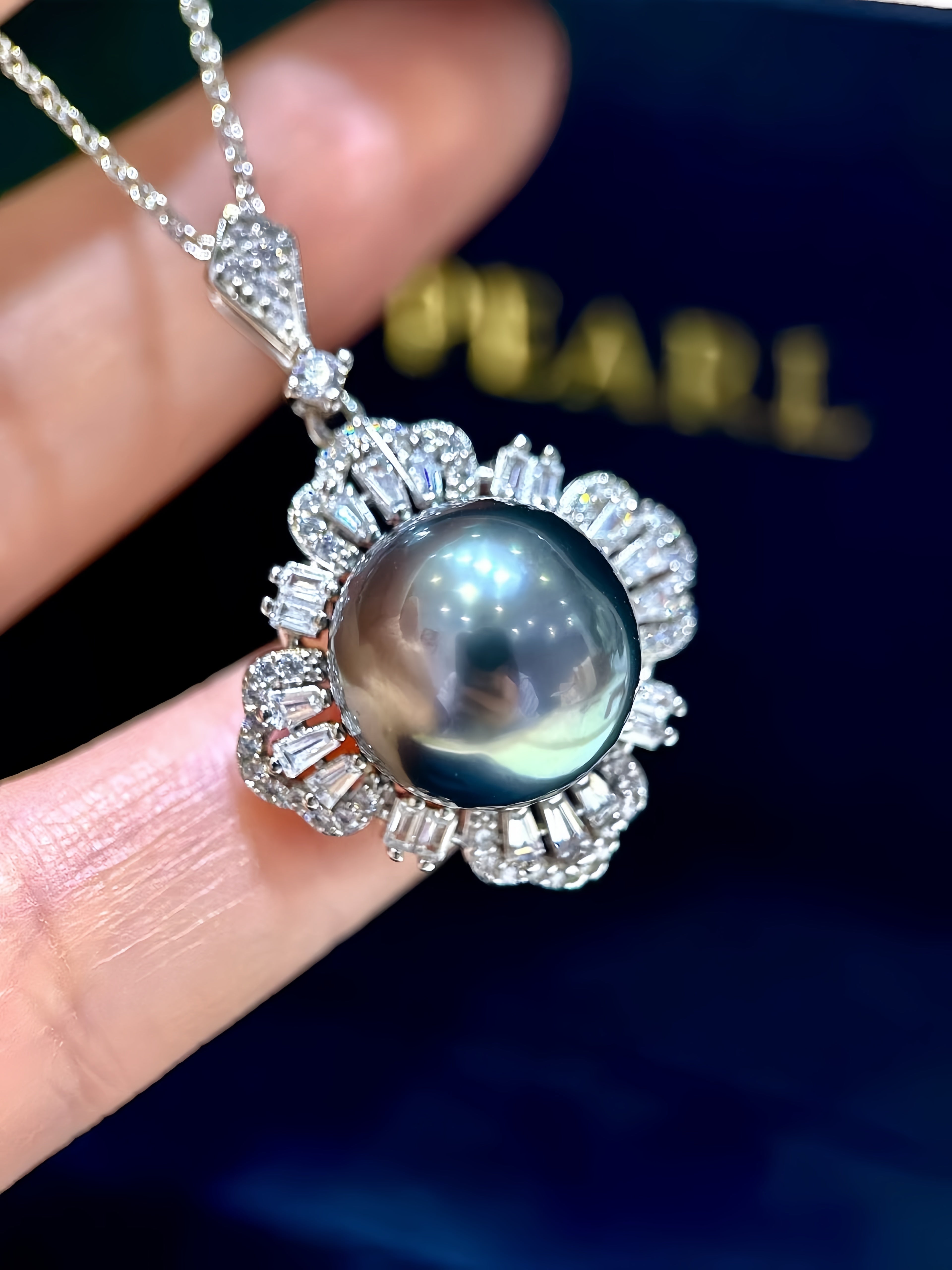 13-14mm Tahitian Pearl Pendant P.07