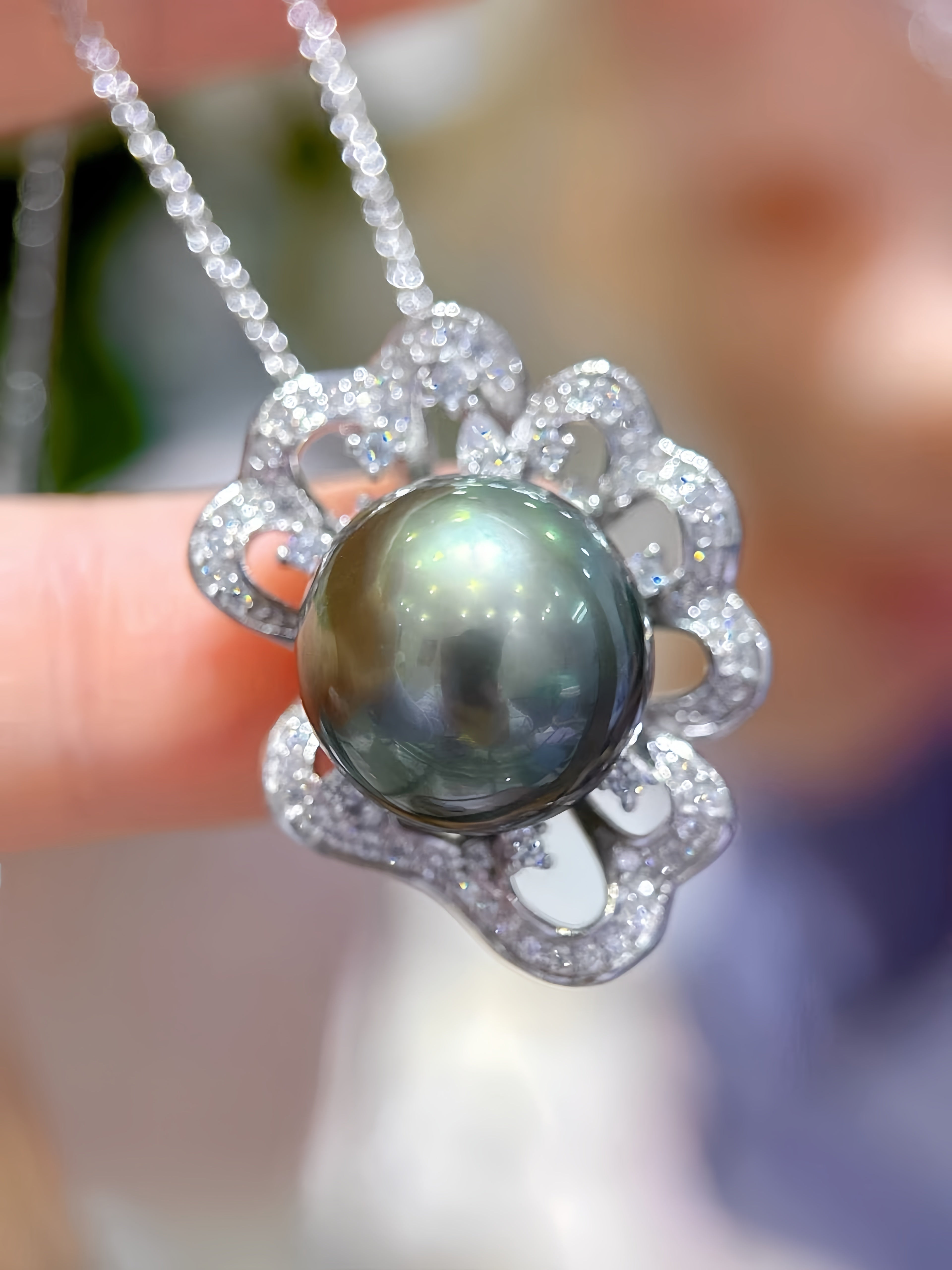 13-14mm Tahitian Pearl Pendant P.06