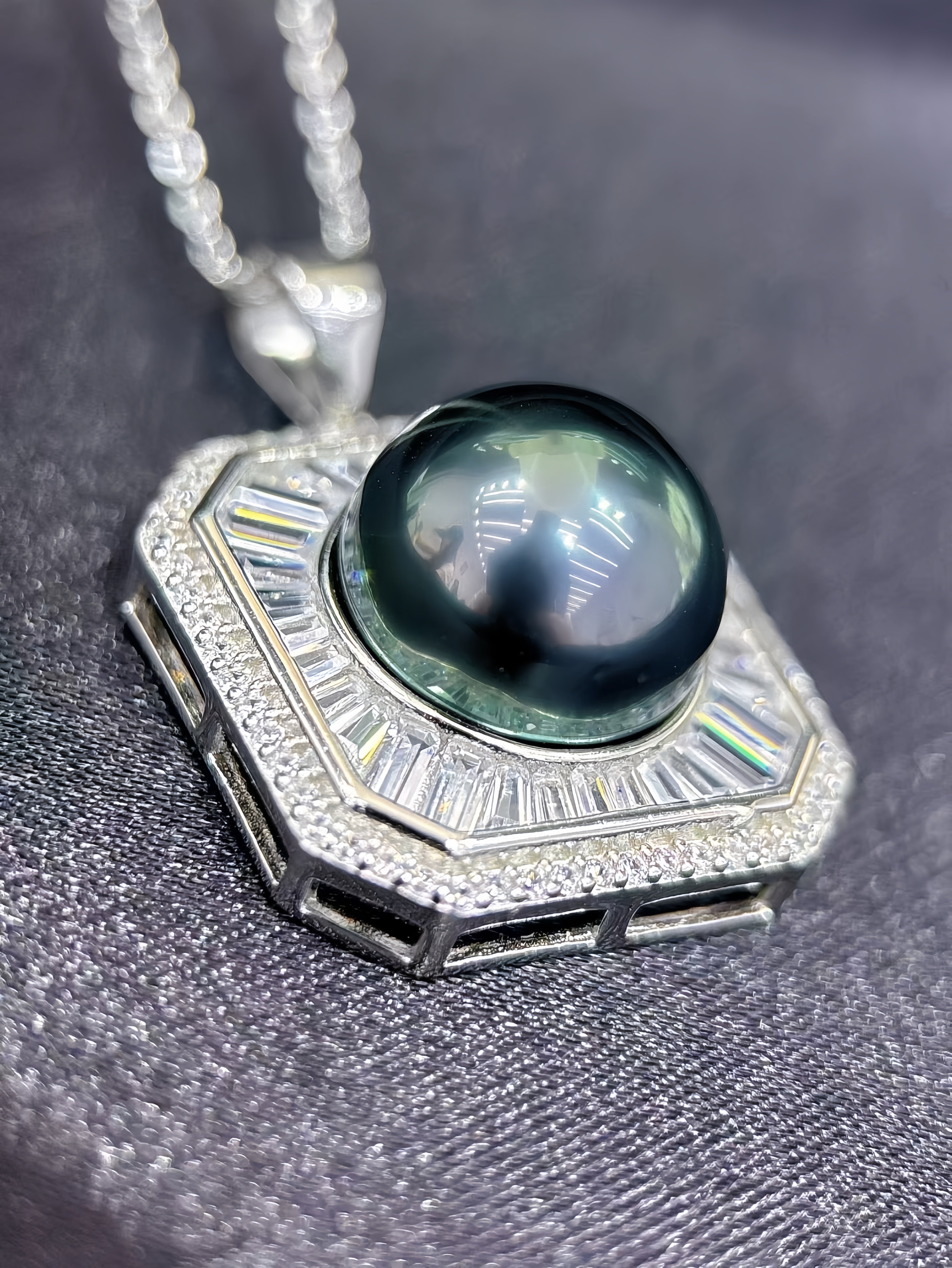 11-12mm Tahitian Pearl Pendant P.07