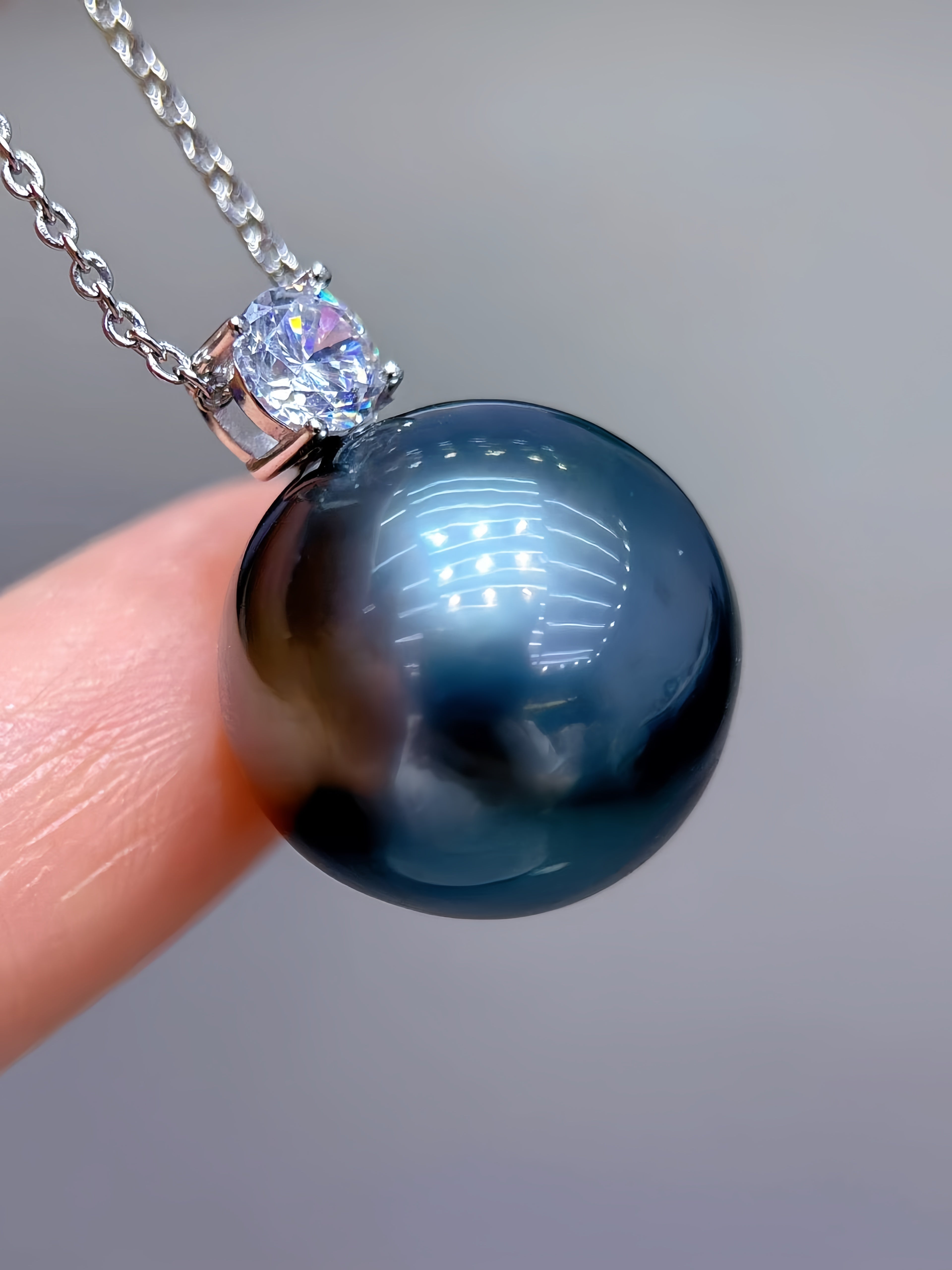 15-16mm Tahitian Pearl Pendant P.01