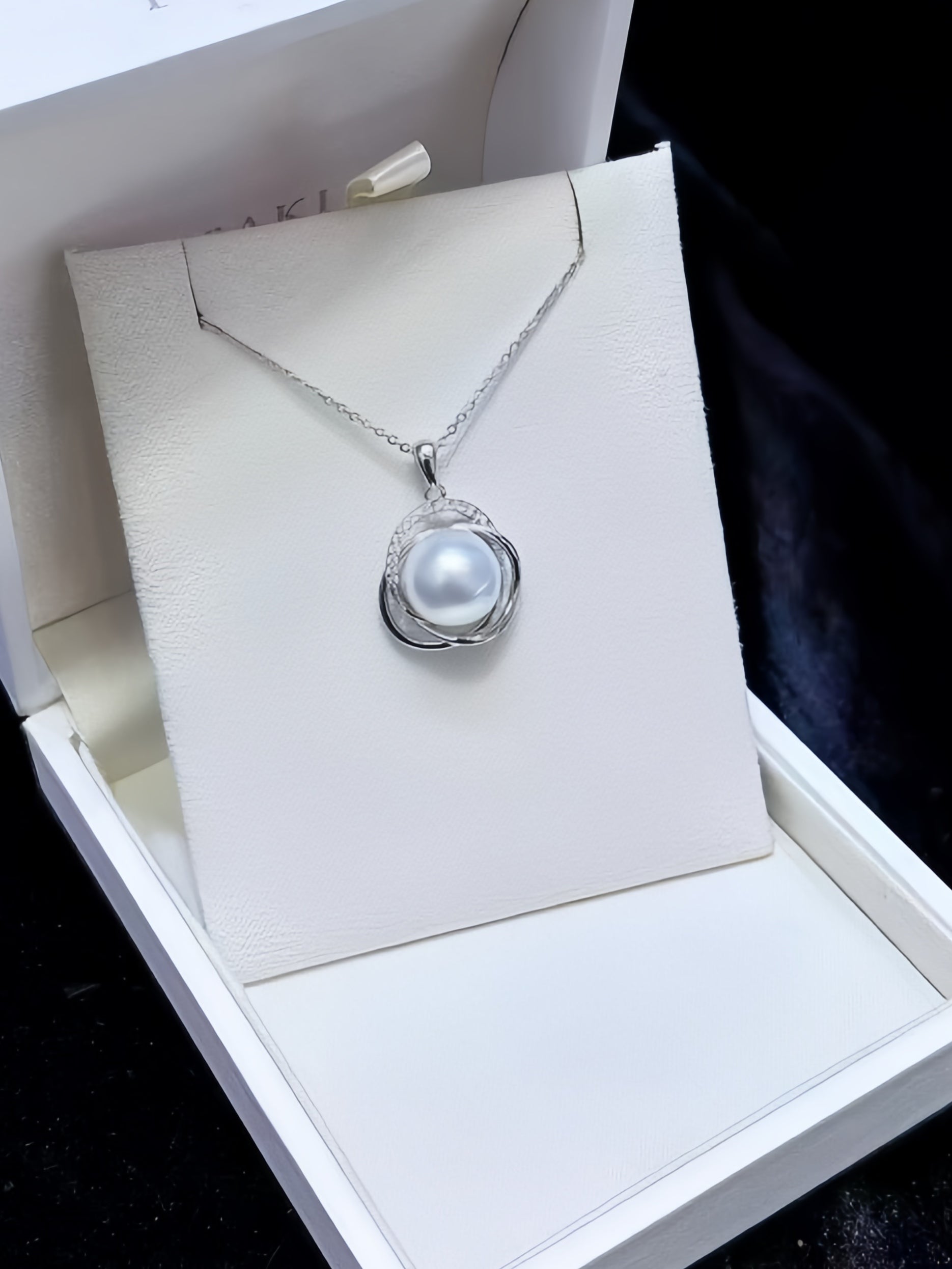 10-11mm Australian White Pearl Pendant P.02
