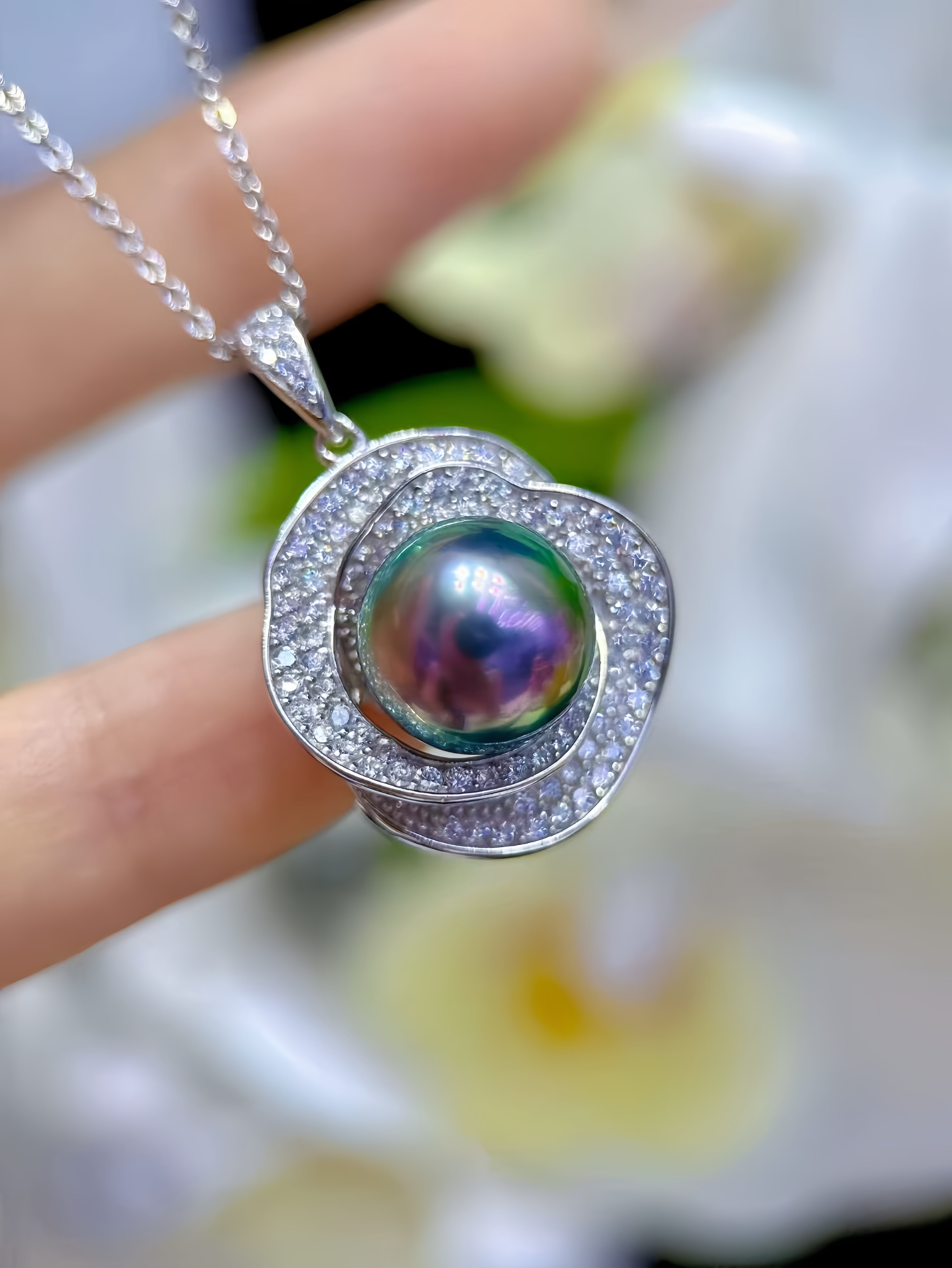 10-11mm Tahitian Pearl Pendant P.02