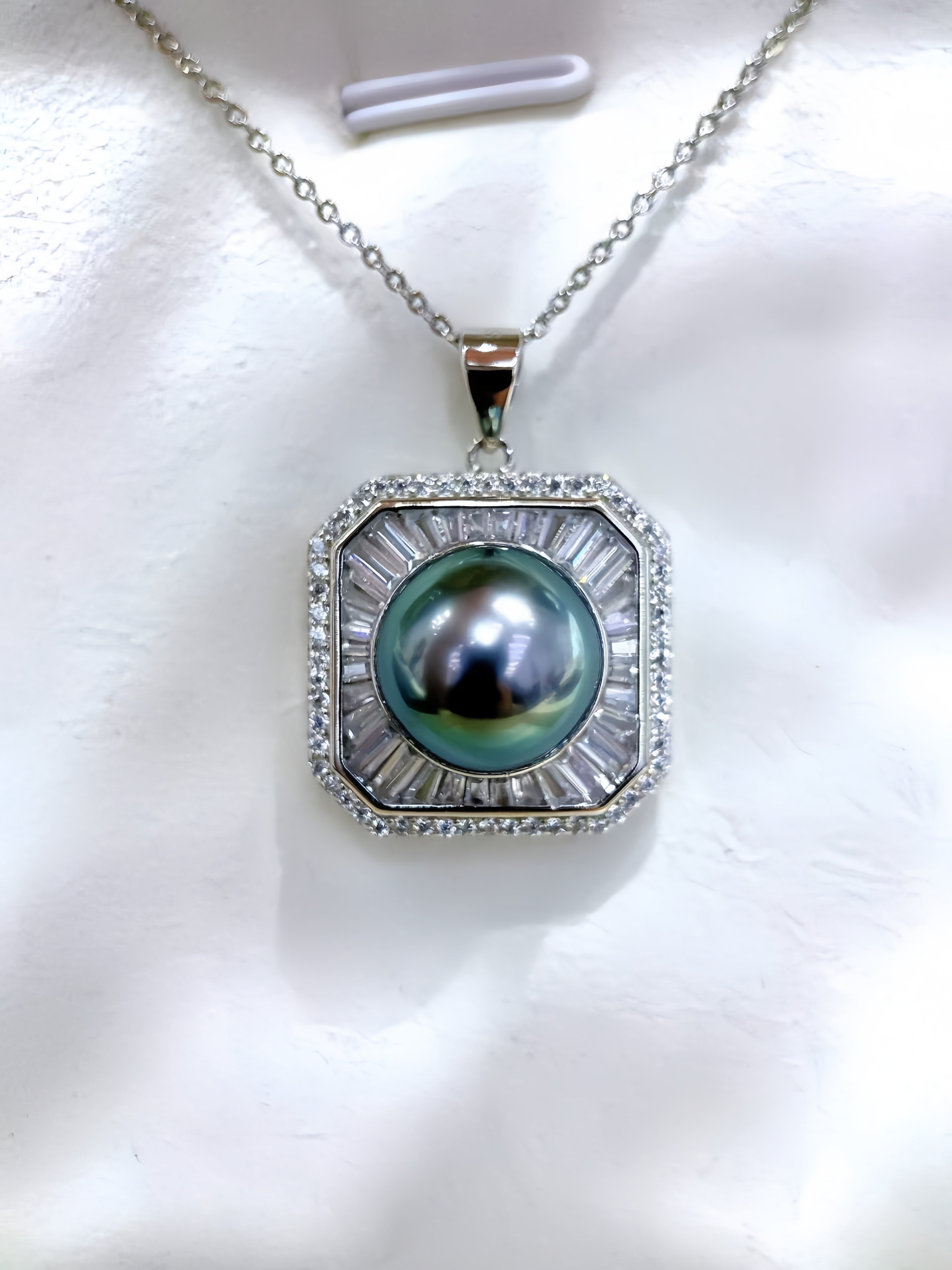 11-12mm Tahitian Pearl Pendant P.04