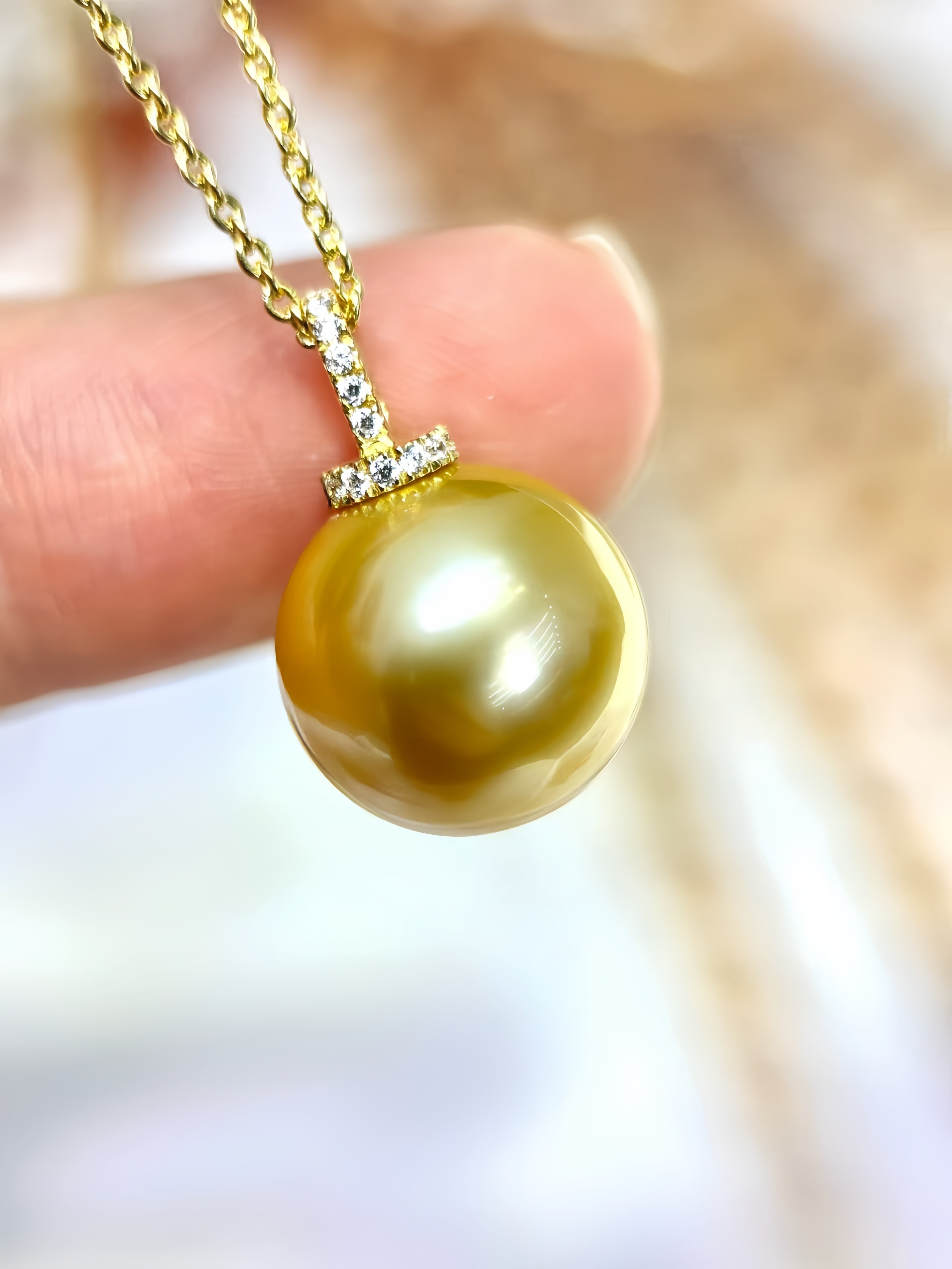 12-13mm  South Sea Gold Pearl Pendant/18K Gold P.03
