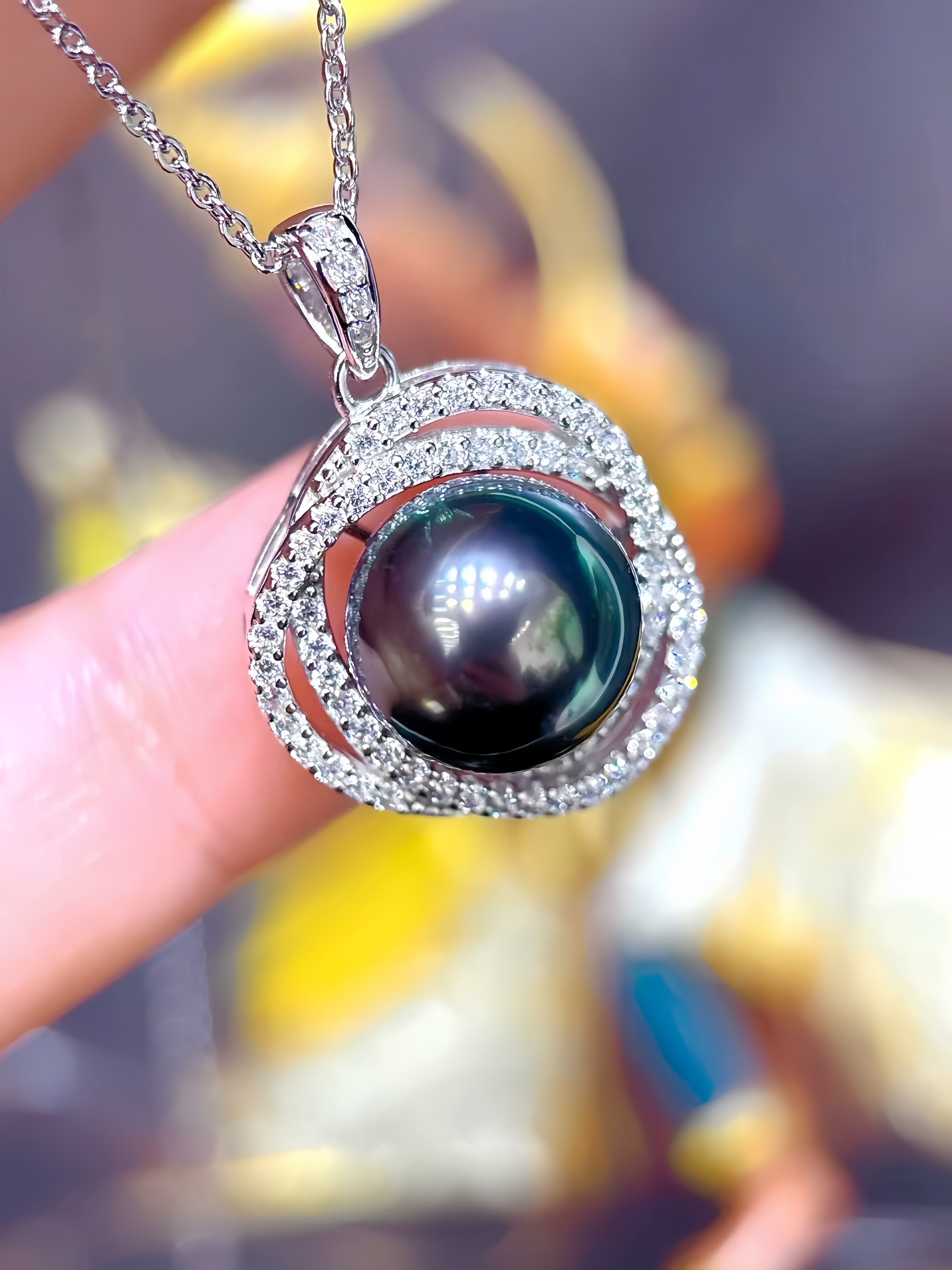 10-11mm Tahitian Pearl Pendant P.03