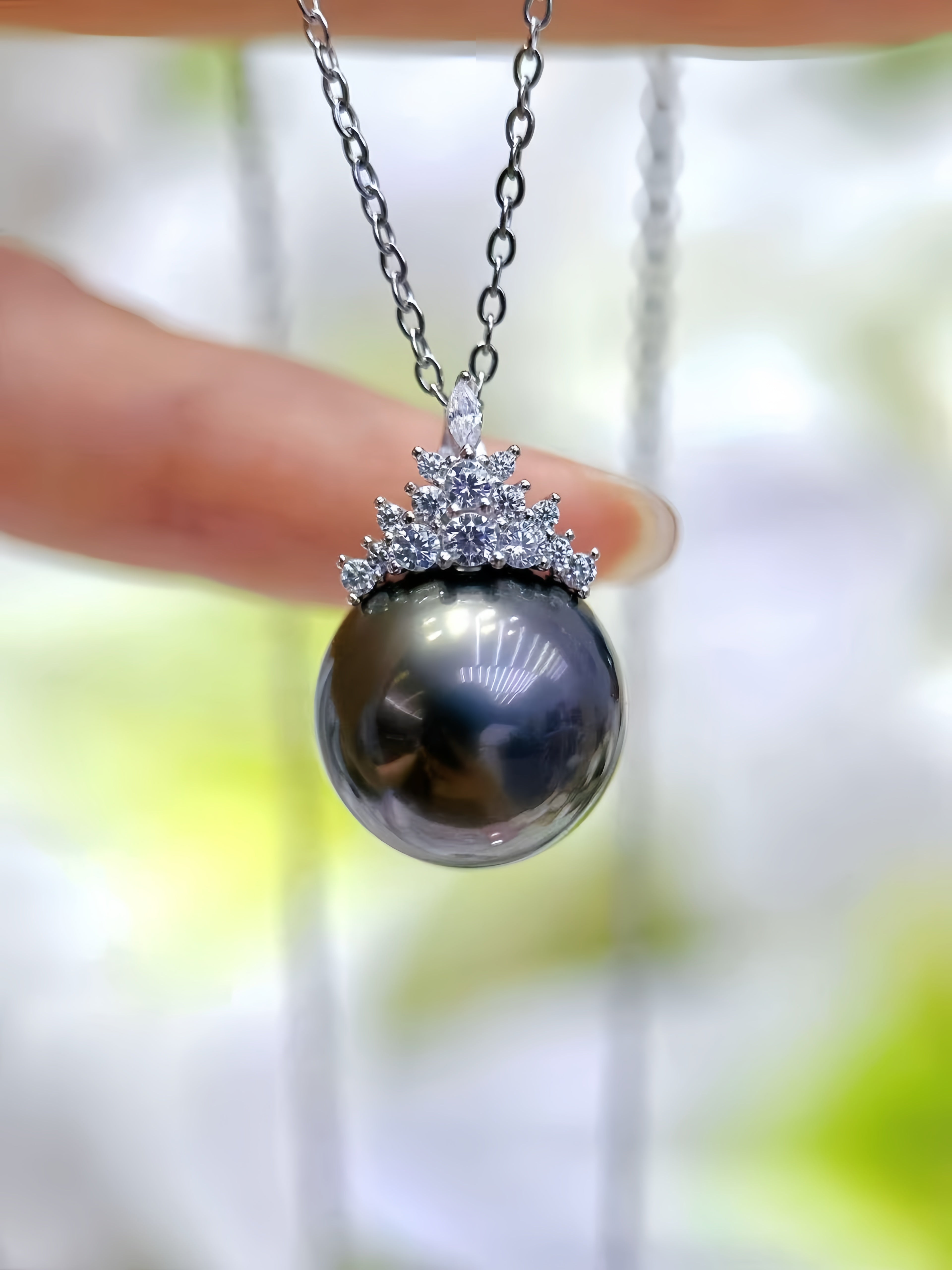 13-14mm Tahitian Pearl Pendant P.02
