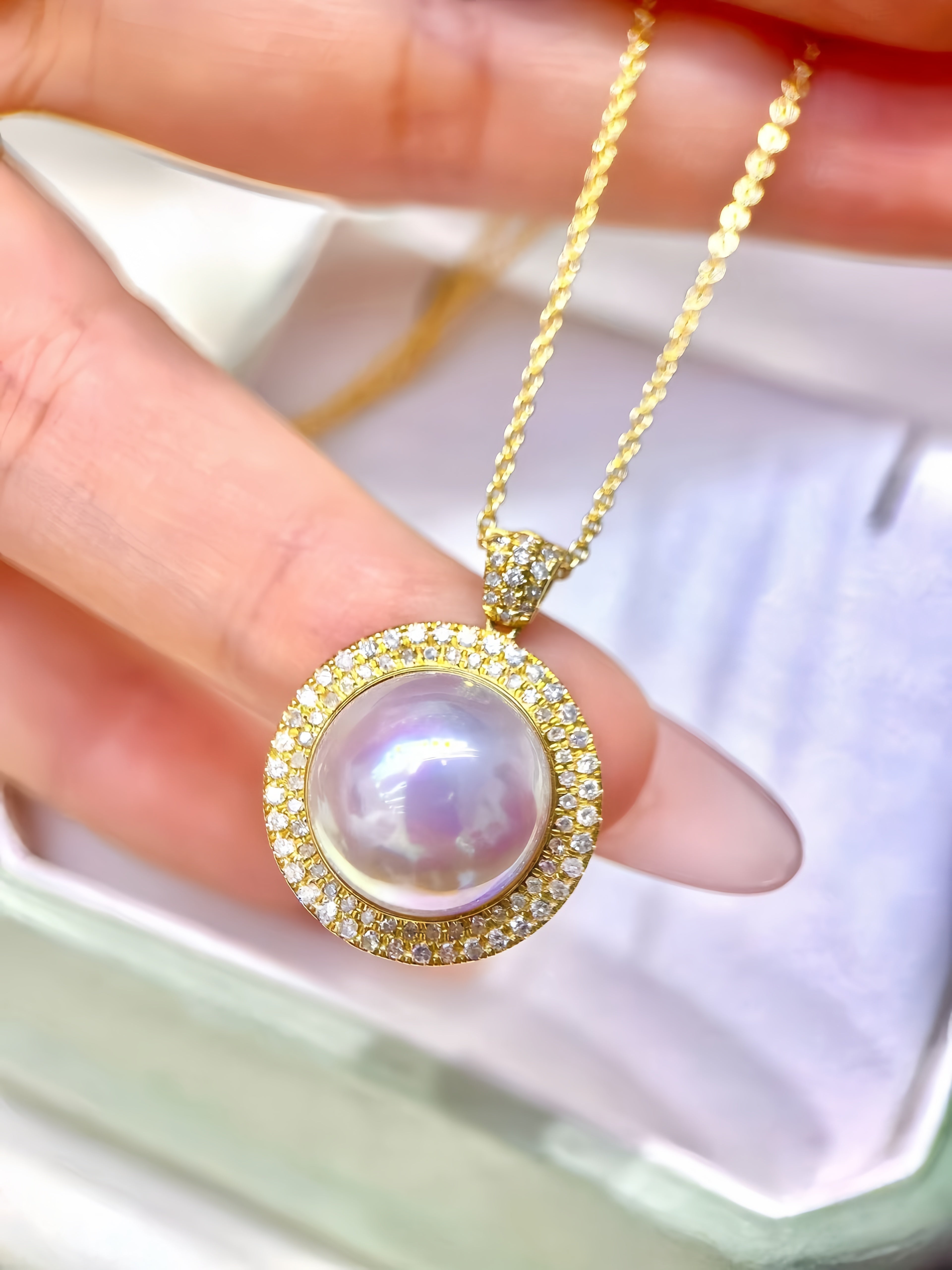 12-13mm Mabe Pearl Necklace/18K Gold N.01