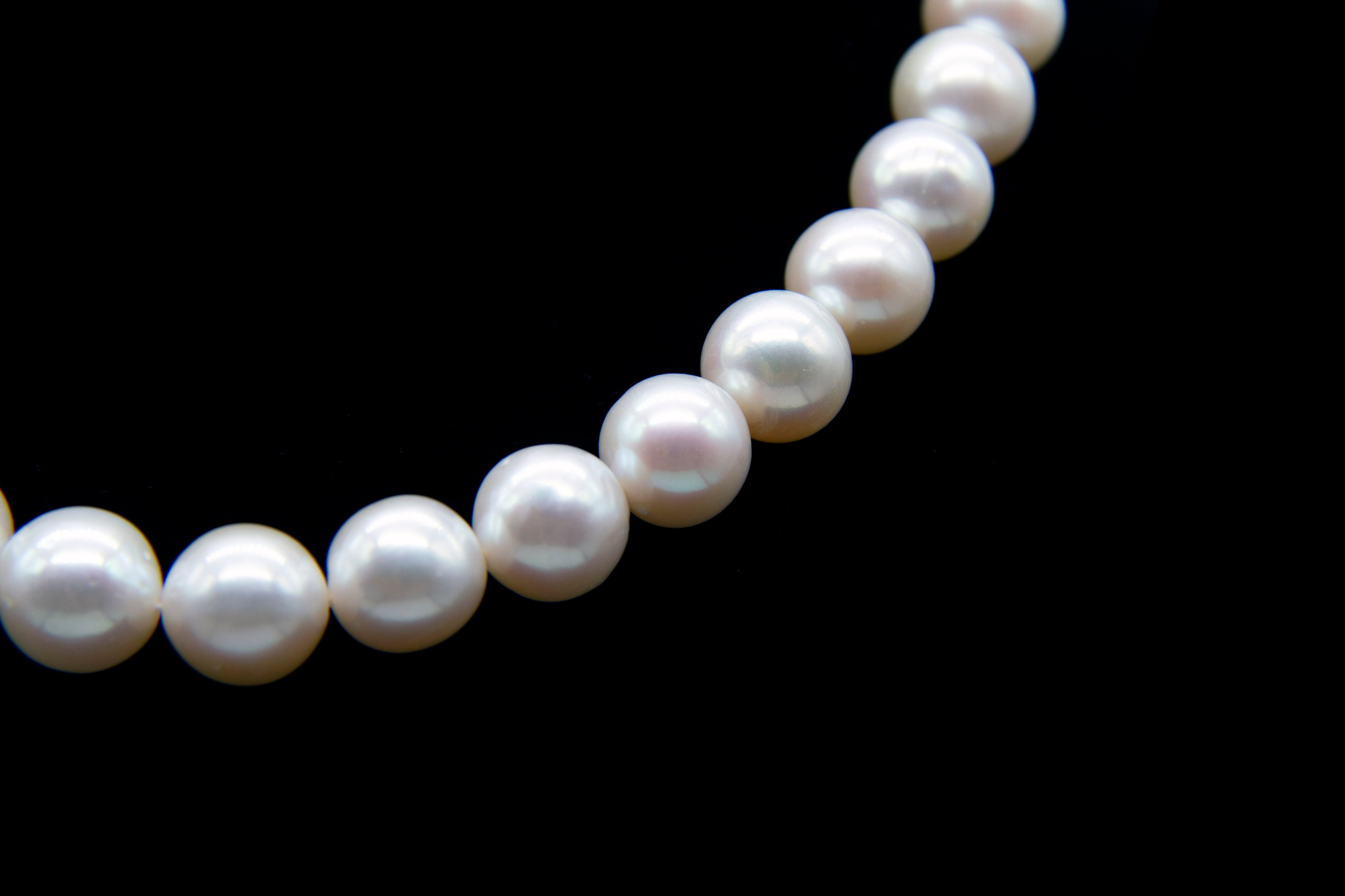 Close-Up Freshwater Pearls 3mm-14mm Necklace