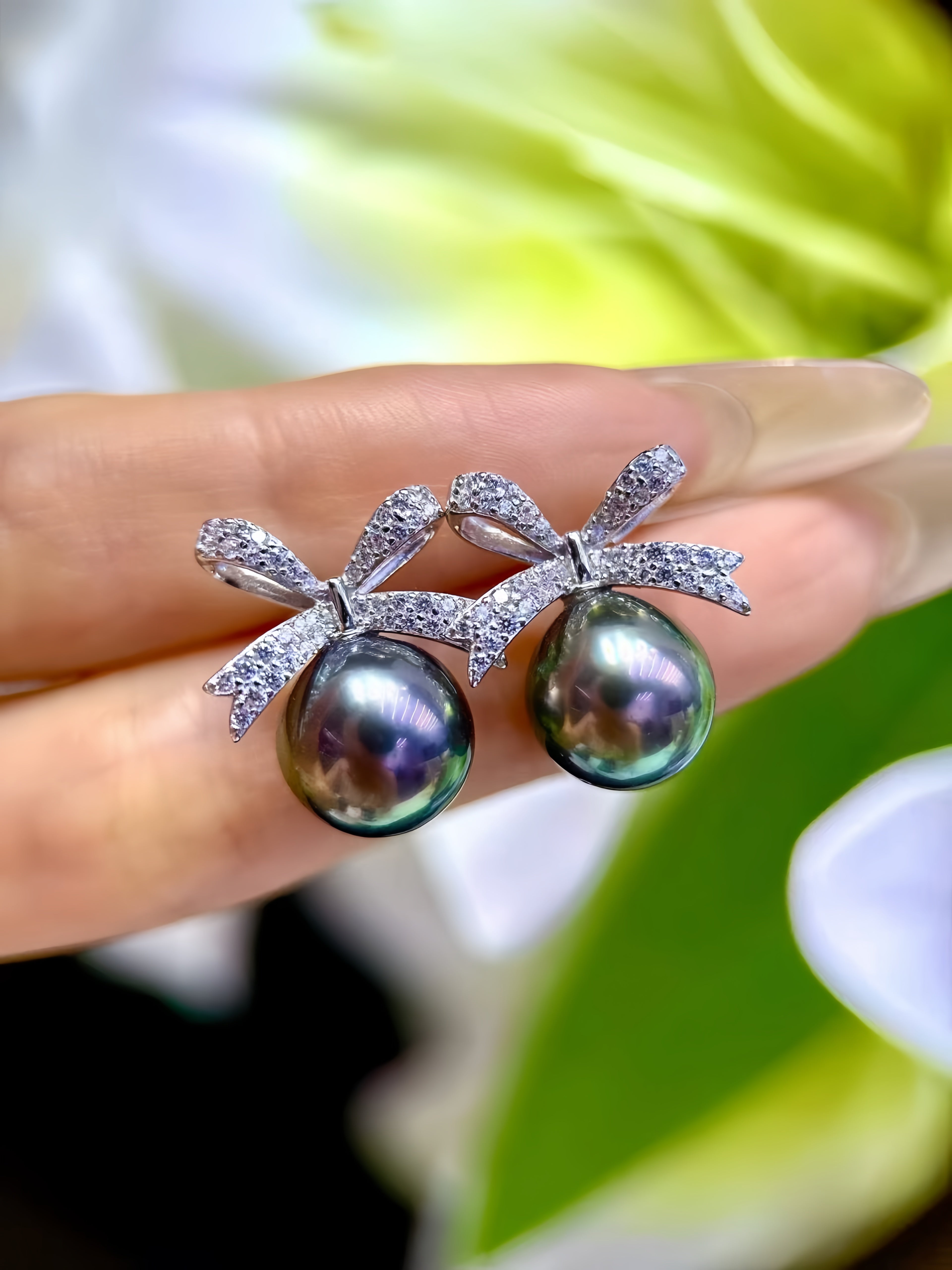 10-11mm Tahitian Pearl Earrings E.02