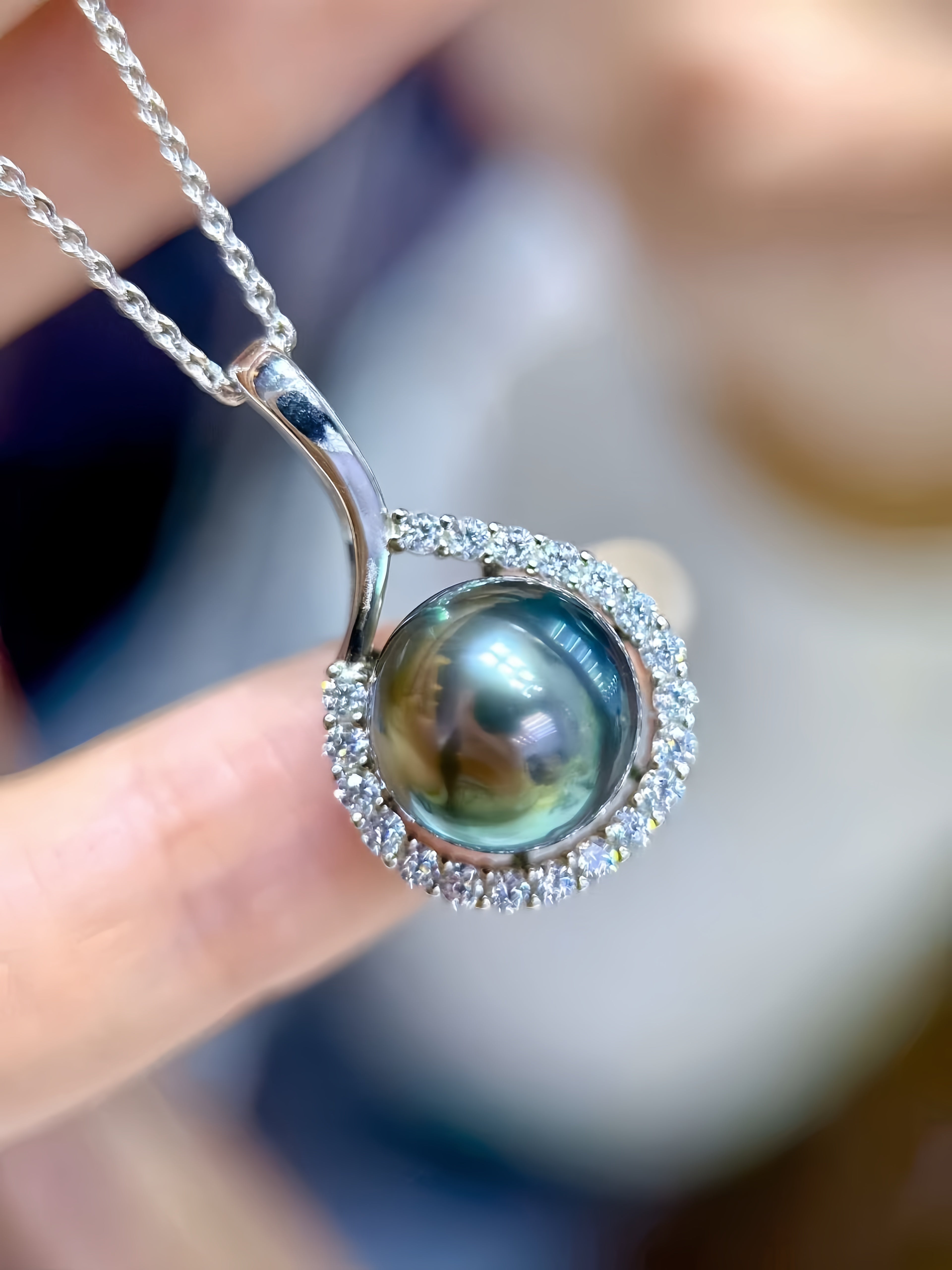 10-11mm Tahitian Pearl Pendant P.03