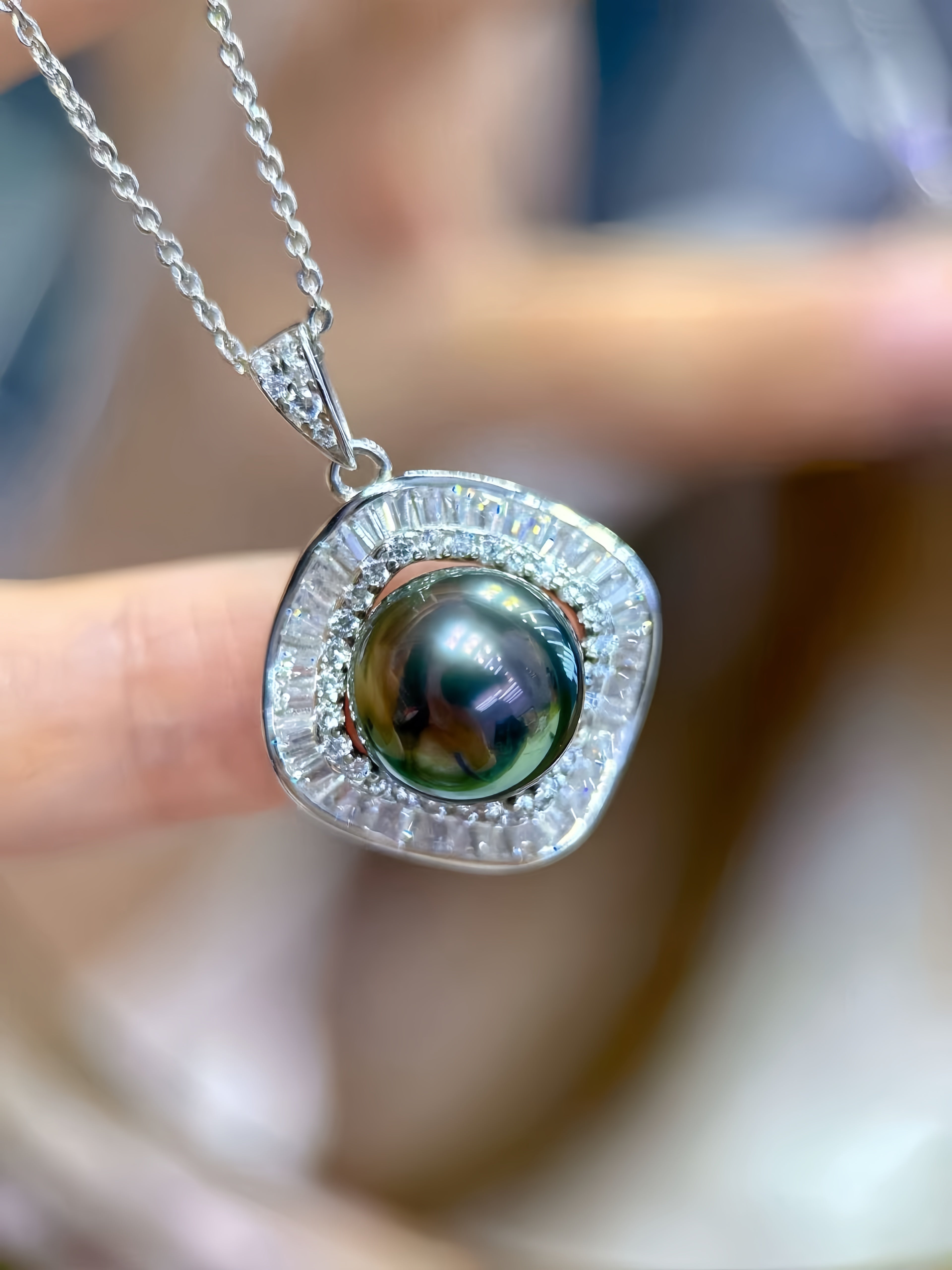 10-11mm Tahitian Pearl Pendant P.02