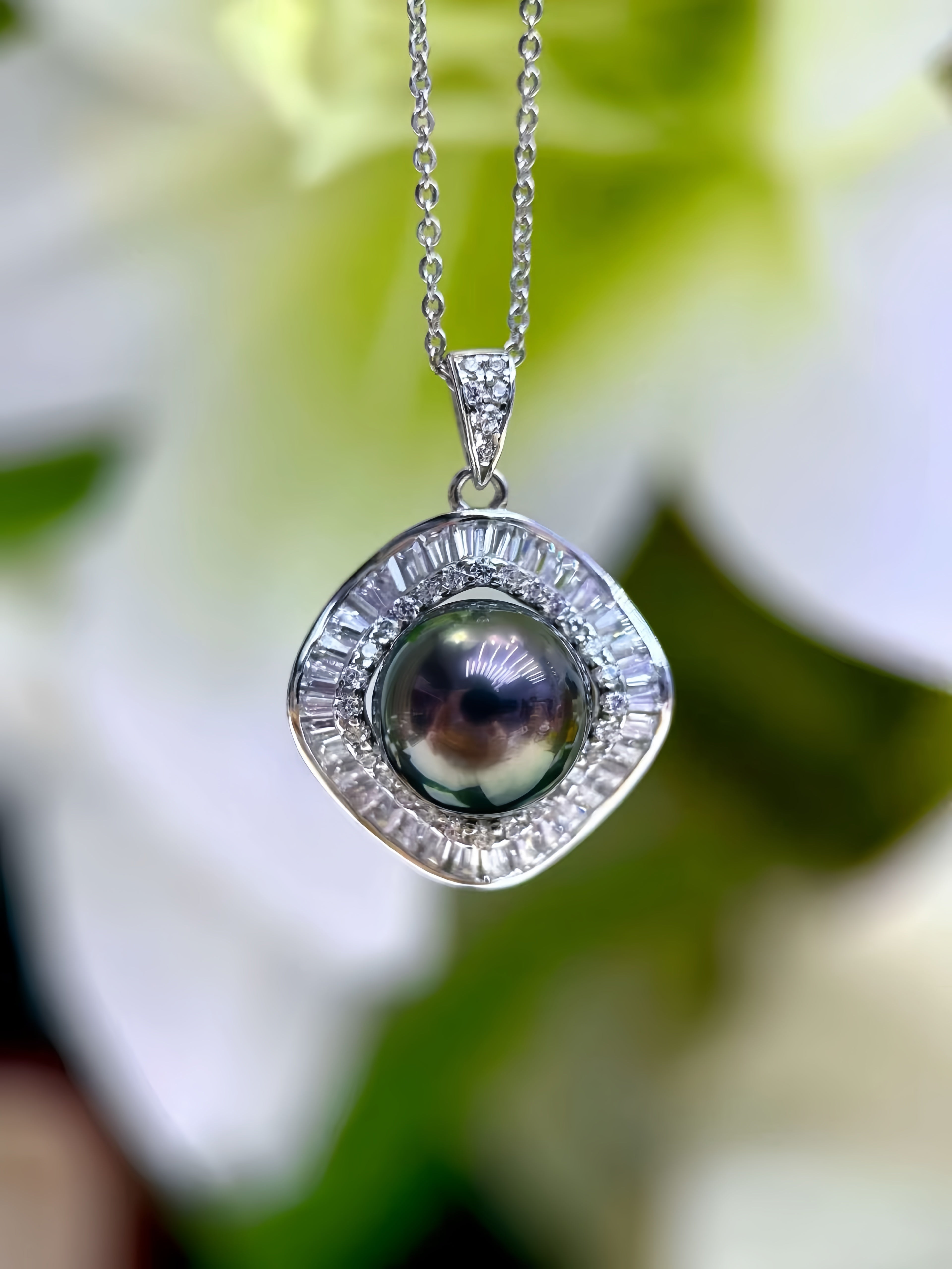 10-11mm Tahitian Pearl Pendant P.02