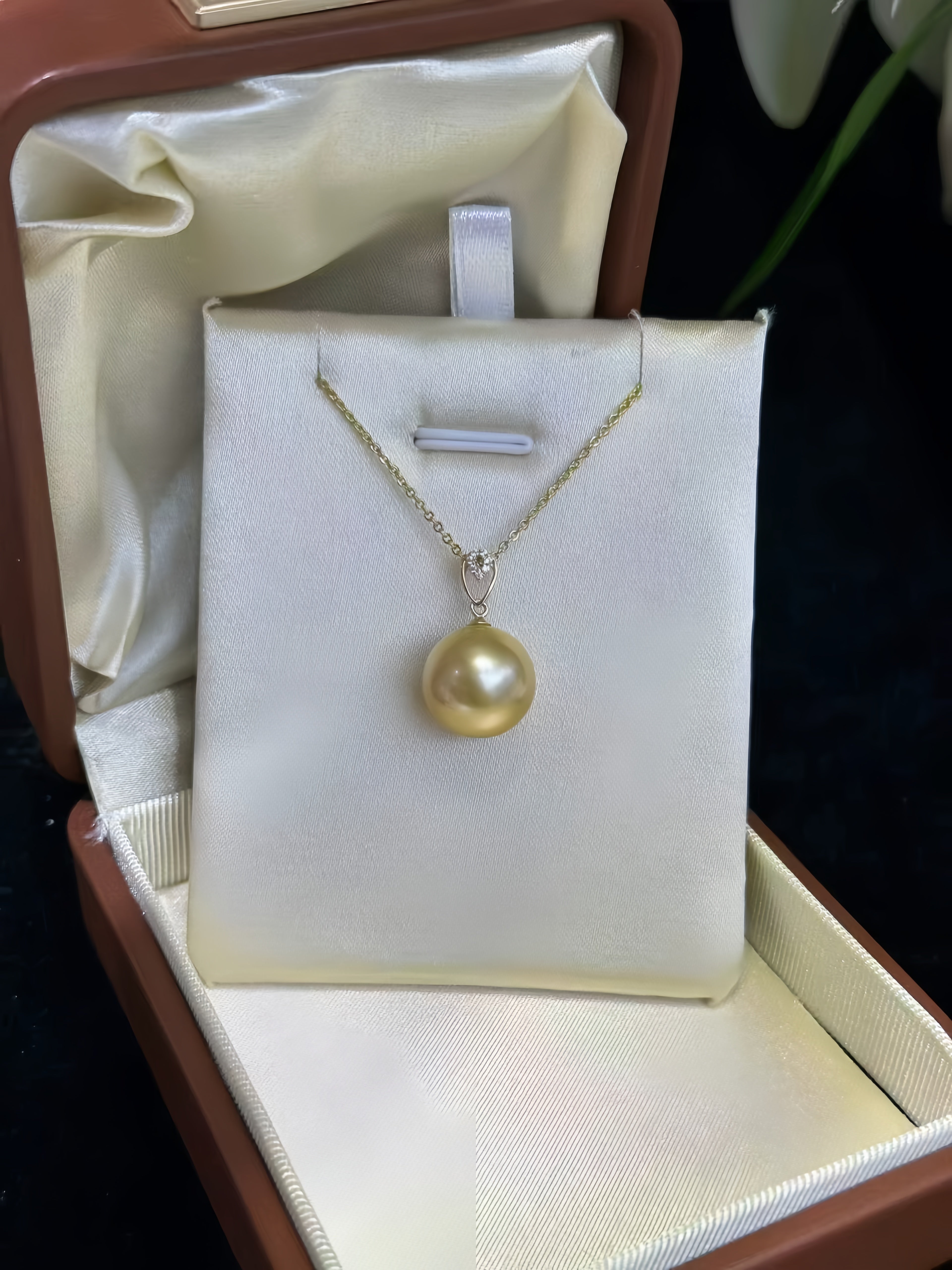11-12mm South Sea Gold Pearl Pendant/18K Gold Setting P.01