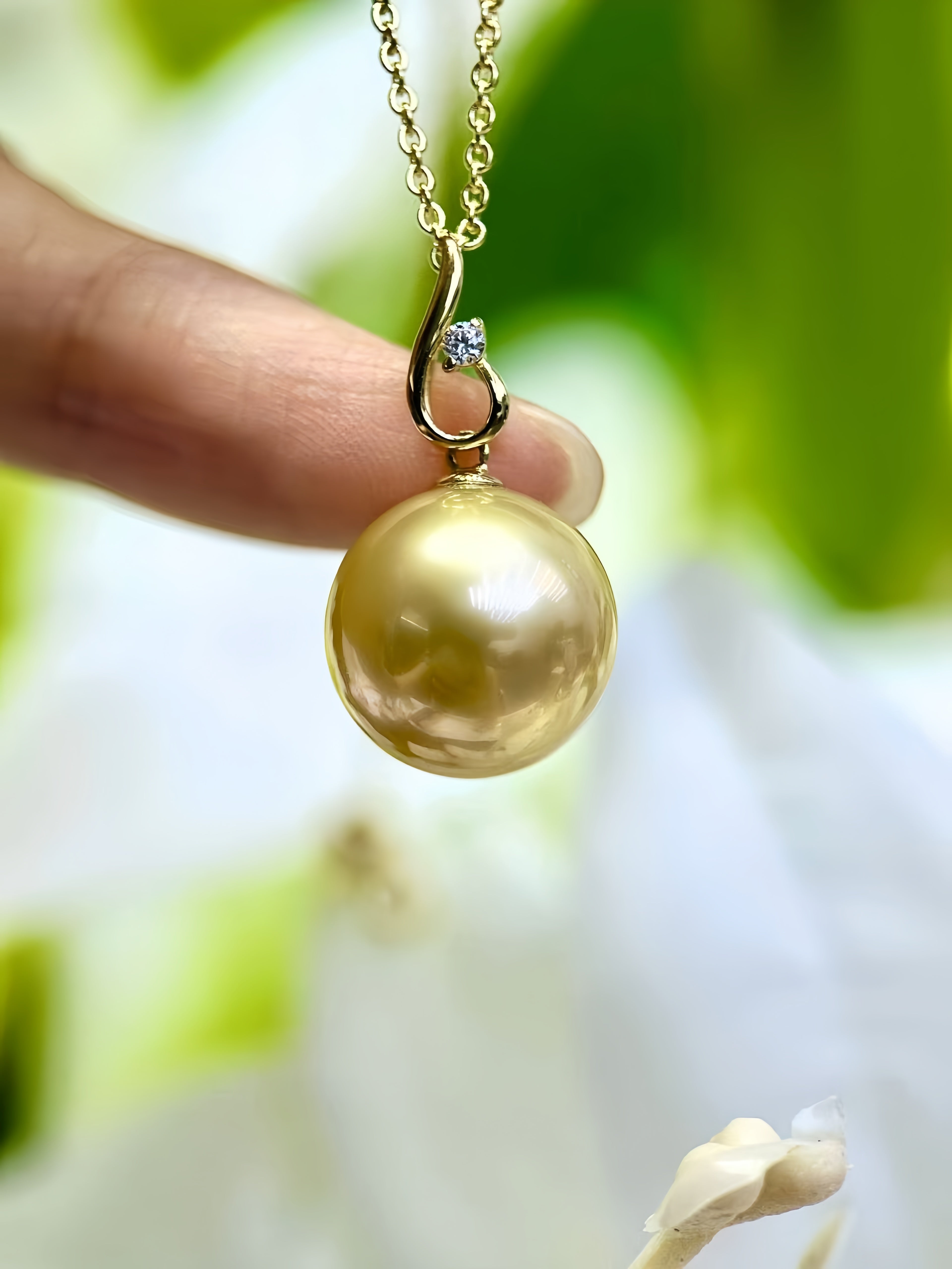 11-12mm South Sea Gold Pearl Pendant/18K Gold Setting P.01