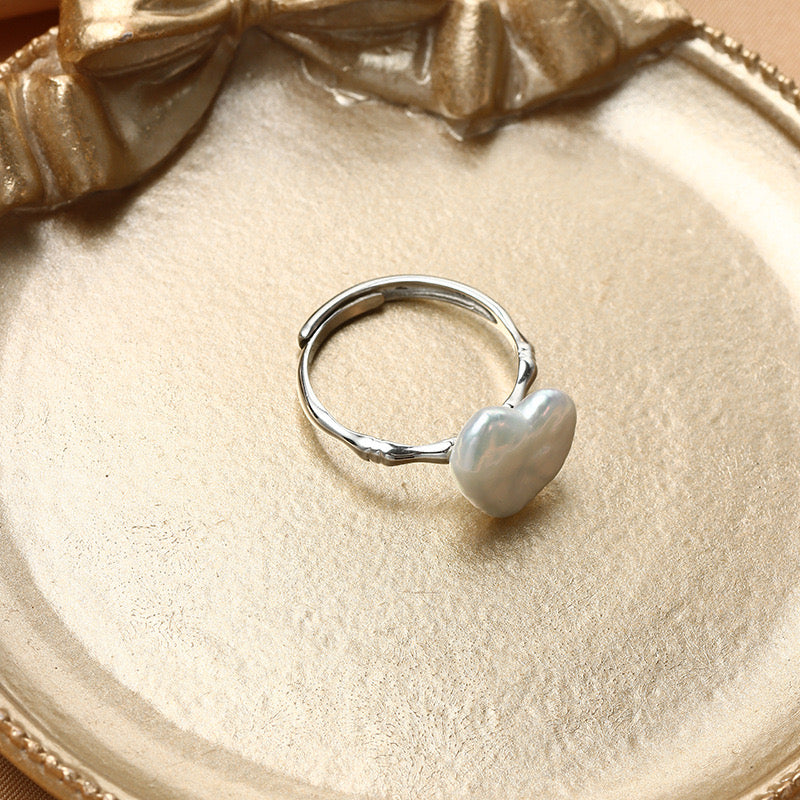 Alya's - Heart Pearl Ring