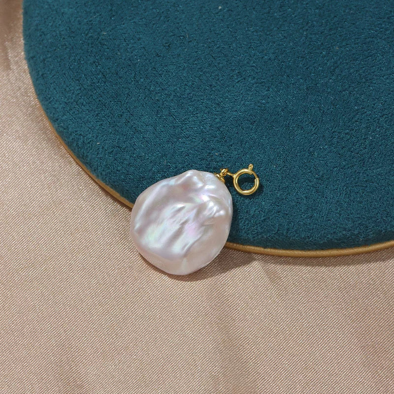 Alya's - Baroque Pearl Pendant