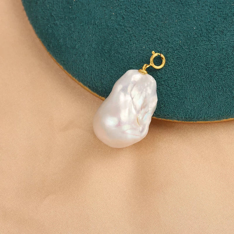 Alya's - Baroque Pearl Pendant